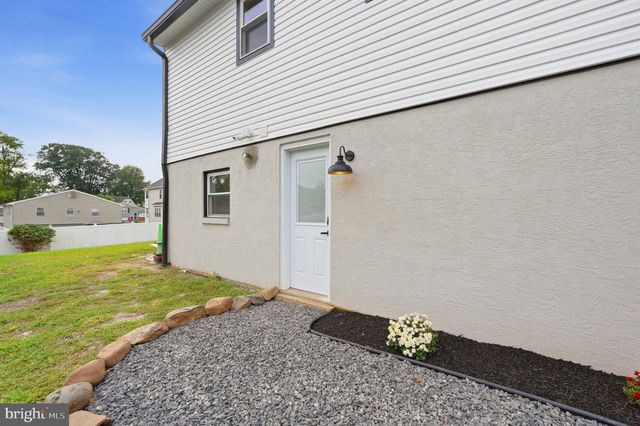 3766 PRESIDENT ST, Philadelphia, PA 19114