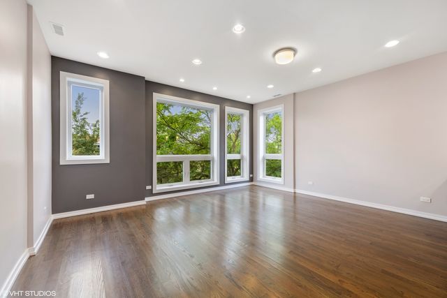 2536 W Harrison Street 2, Chicago, IL 60612