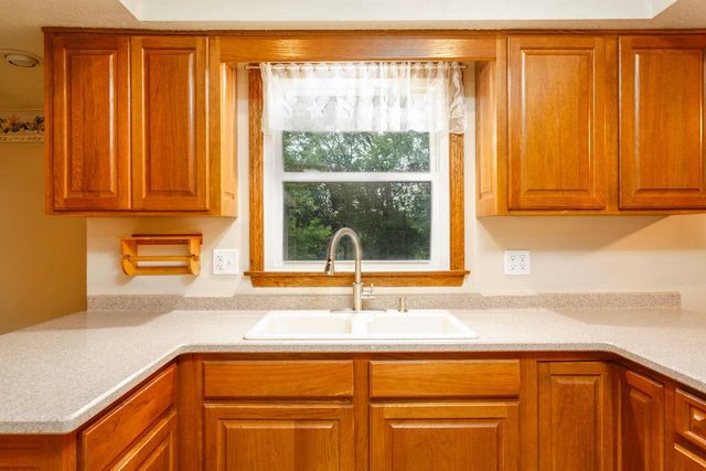 1936 River View Drive, Janesville, WI 53546