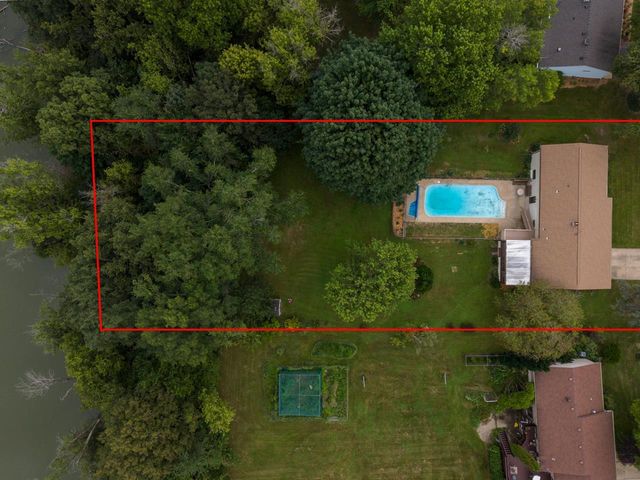 1936 River View Drive, Janesville, WI 53546