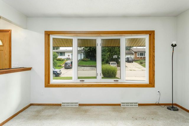 1936 River View Drive, Janesville, WI 53546