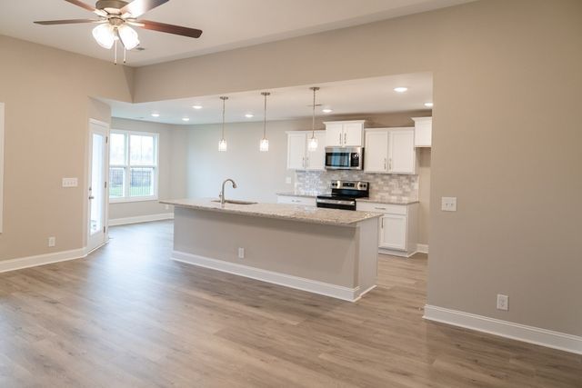 14 Miller Farm, Clarksville, TN 37043