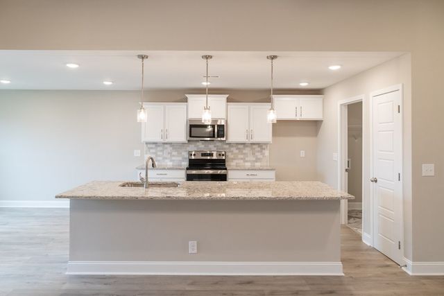14 Miller Farm, Clarksville, TN 37043