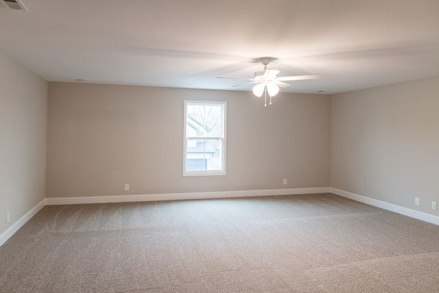 14 Miller Farm, Clarksville, TN 37043