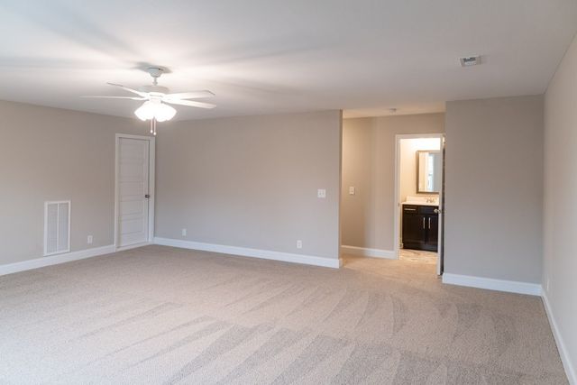 14 Miller Farm, Clarksville, TN 37043