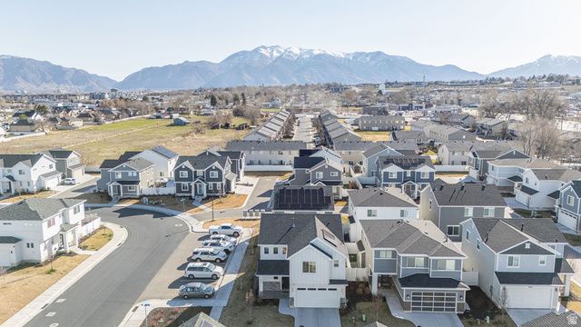 3922 S 2950 W, West Haven, UT 84401
