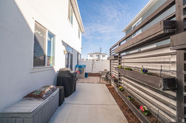 3922 S 2950 W, West Haven, UT 84401