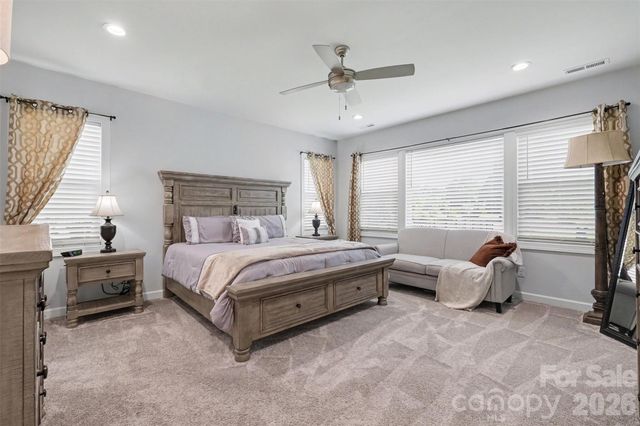 3826 Dahlia Drive, Harrisburg, NC 28075