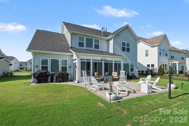 3826 Dahlia Drive, Harrisburg, NC 28075
