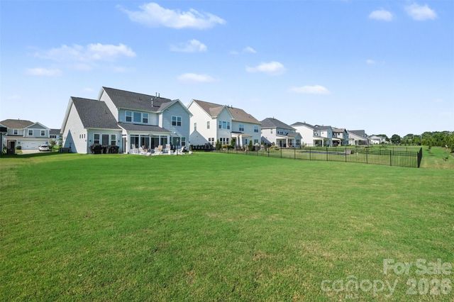3826 Dahlia Drive, Harrisburg, NC 28075