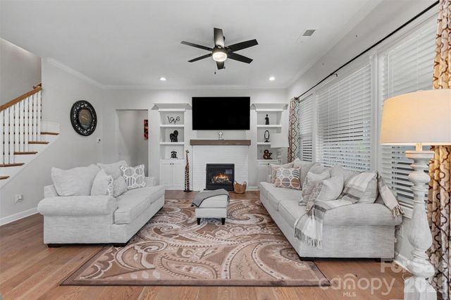 3826 Dahlia Drive, Harrisburg, NC 28075