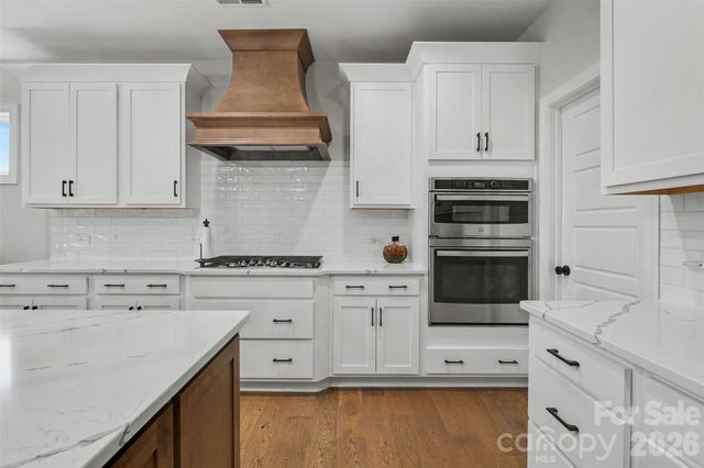 3826 Dahlia Drive, Harrisburg, NC 28075