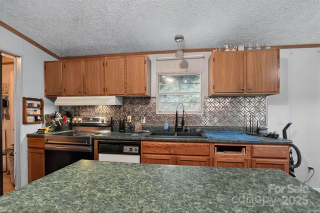 99 Lovdia Lane, Hendersonville, NC 28739