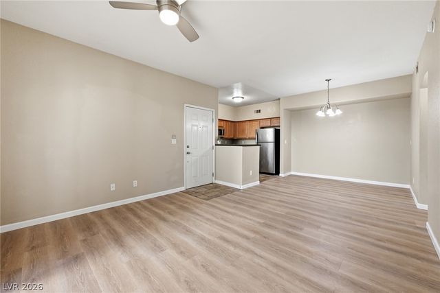 10237 King Henry Avenue 103, Las Vegas, NV 89144