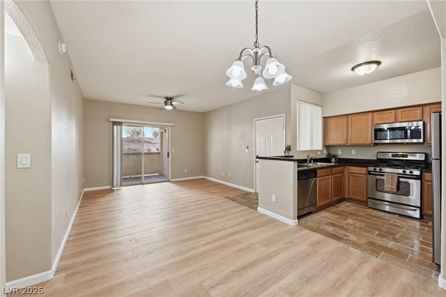 10237 King Henry Avenue 103, Las Vegas, NV 89144