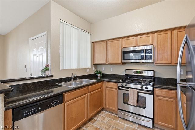 10237 King Henry Avenue 103, Las Vegas, NV 89144