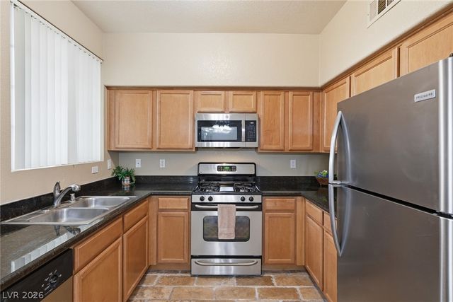 10237 King Henry Avenue 103, Las Vegas, NV 89144