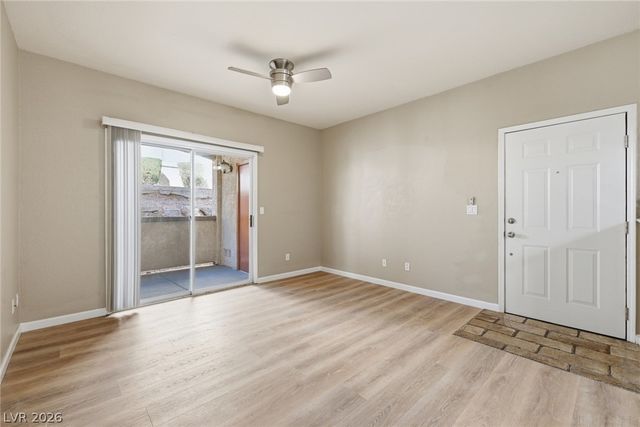 10237 King Henry Avenue 103, Las Vegas, NV 89144