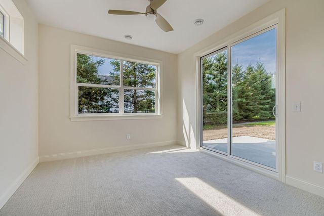 5054 Dale Ridge Road, Woodbury, MN 55129