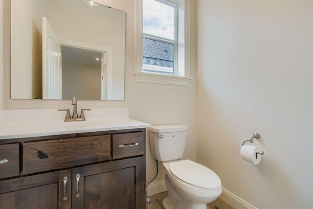 5054 Dale Ridge Road, Woodbury, MN 55129