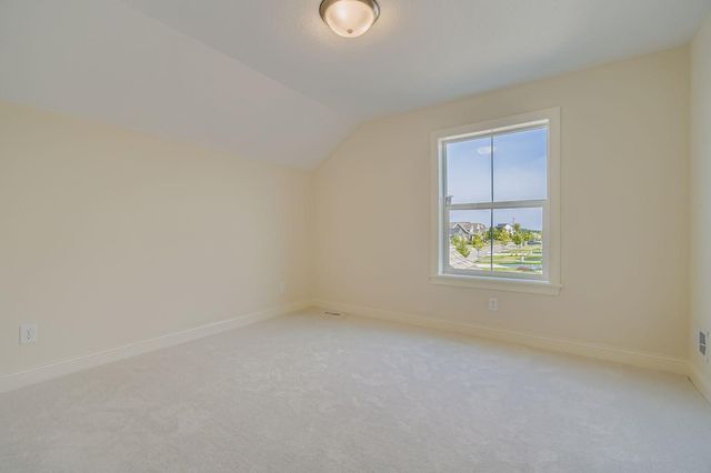 5054 Dale Ridge Road, Woodbury, MN 55129