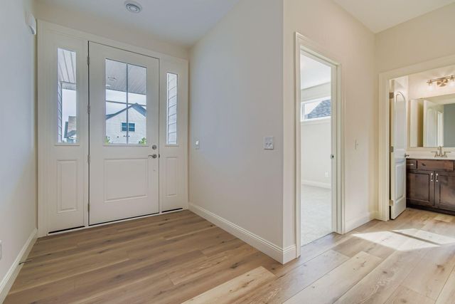 5054 Dale Ridge Road, Woodbury, MN 55129