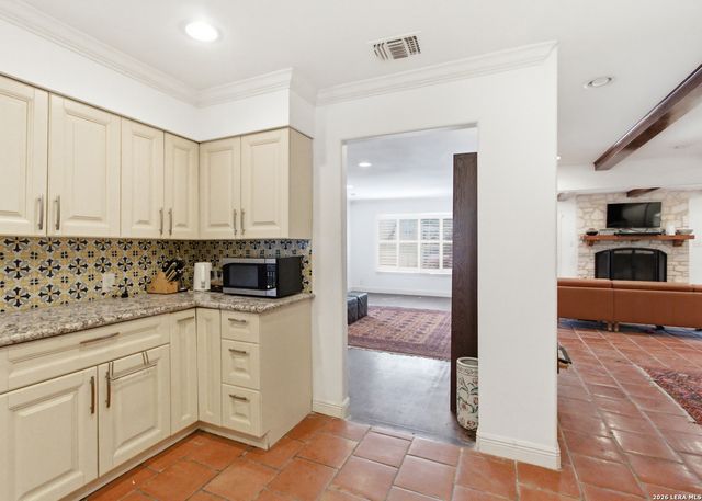 306 Redcliff, San Antonio, TX 78216