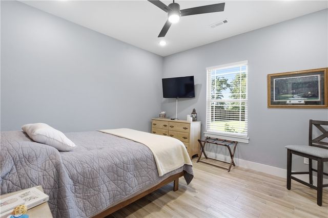 894 E Tucks Chapel Road, Rogers, AR 72756