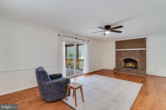 1013 SUFFOLK DR, La Plata, MD 20646