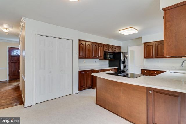 1013 SUFFOLK DR, La Plata, MD 20646