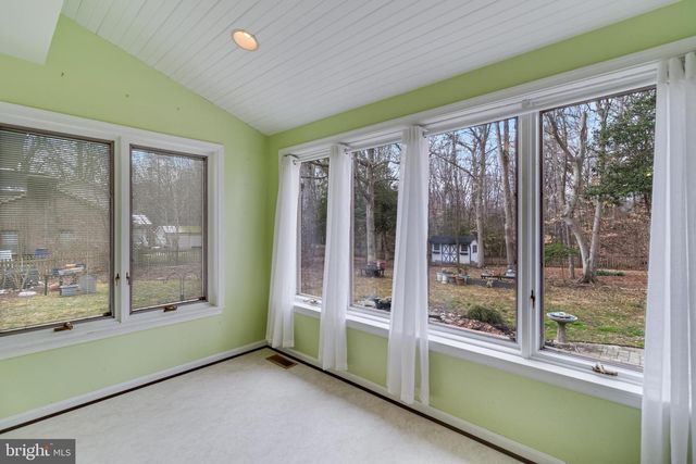 1013 SUFFOLK DR, La Plata, MD 20646