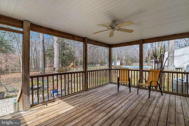 1013 SUFFOLK DR, La Plata, MD 20646