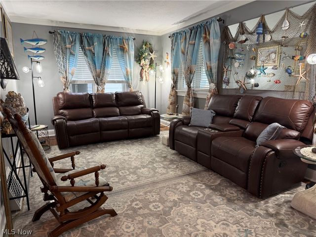 707 Cambridge Avenue, Youngstown, OH 44502