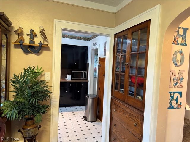 707 Cambridge Avenue, Youngstown, OH 44502