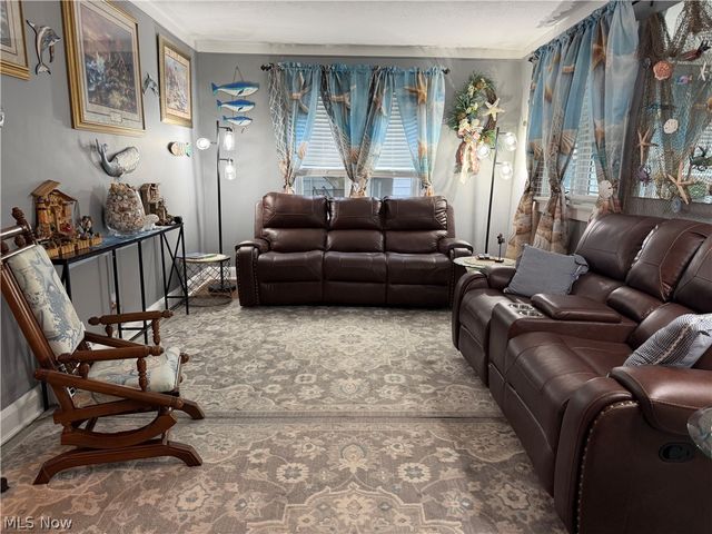 707 Cambridge Avenue, Youngstown, OH 44502