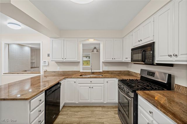 3143 Morewood Road, Fairlawn, OH 44333