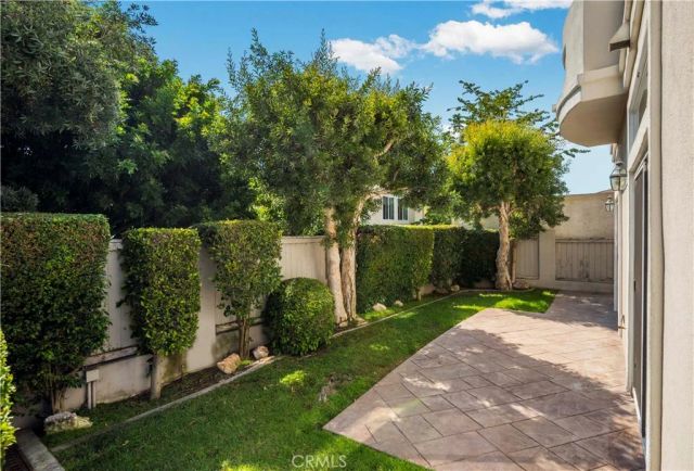 513 N Juanita Avenue B, Redondo Beach, CA 90277