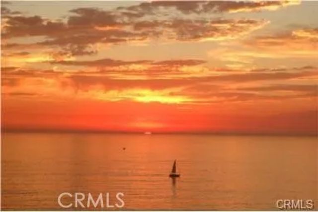 513 N Juanita Avenue B, Redondo Beach, CA 90277