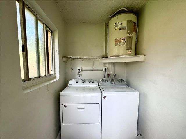 6133 Buchanan Street 2, Hollywood, FL 33024