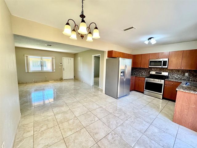 6133 Buchanan Street 2, Hollywood, FL 33024