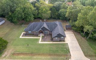 224 N Richard Terrace, Mustang, OK 73064