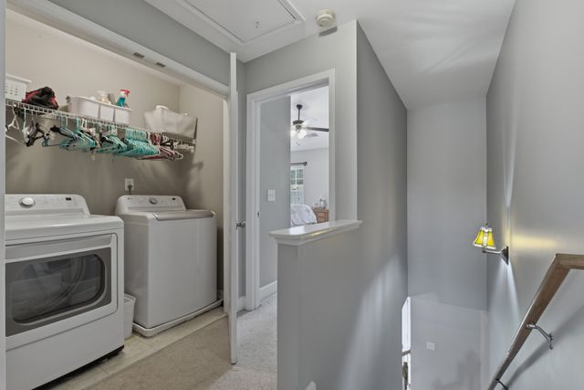 7025 Sunnywood Dr, Nashville, TN 37211