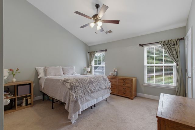 7025 Sunnywood Dr, Nashville, TN 37211