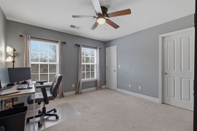 7025 Sunnywood Dr, Nashville, TN 37211