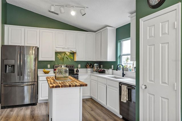 430 WINDING HOLLOW AVENUE, Ocoee, FL 34761