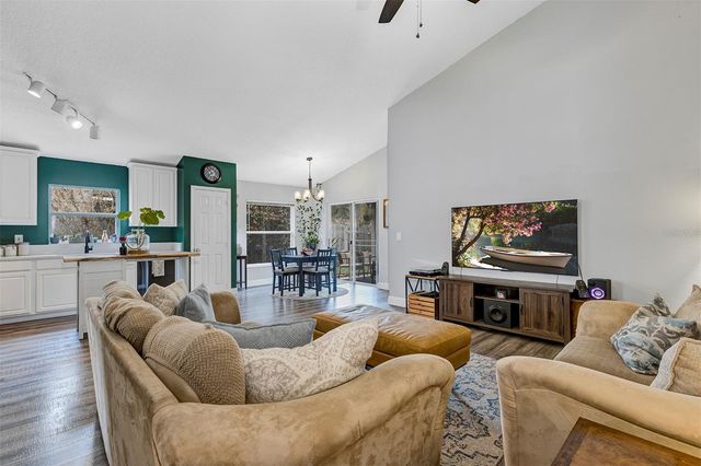 430 WINDING HOLLOW AVENUE, Ocoee, FL 34761