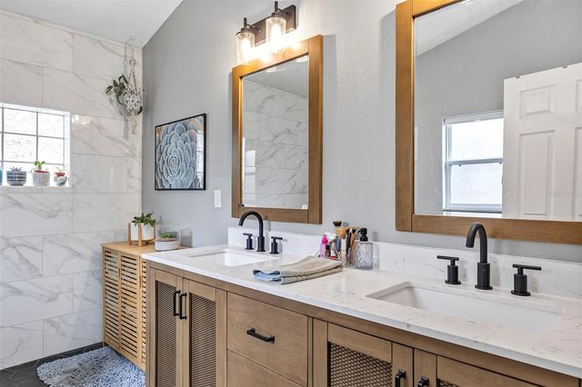 430 WINDING HOLLOW AVENUE, Ocoee, FL 34761