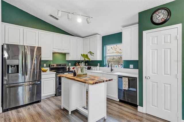 430 WINDING HOLLOW AVENUE, Ocoee, FL 34761