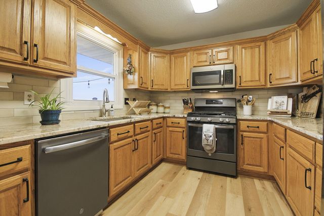 14082 AUDRAIN RD 919, Mexico, MO 65265