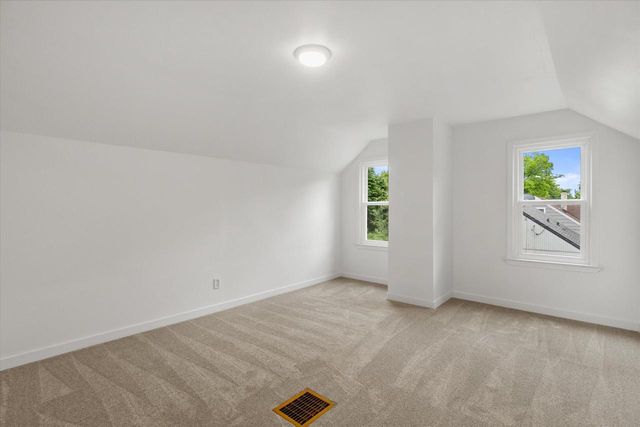 337 N 110th STREET, Wauwatosa, WI 53226